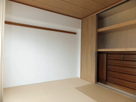 オガファーザーの壁で明るい和室に オガファーザーの壁で明るい和室に